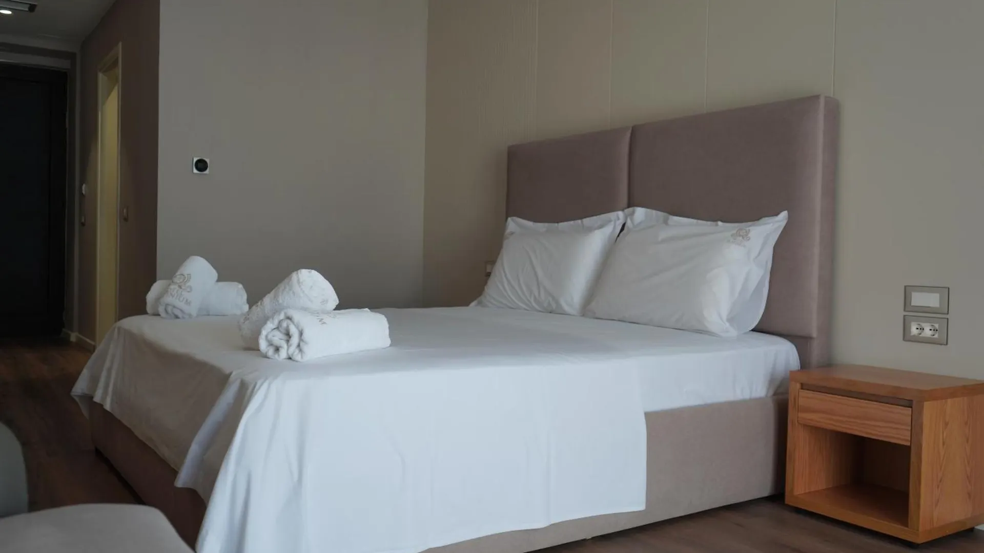 Hotel Platinium Dhërmi 4*,  阿尔巴尼亚