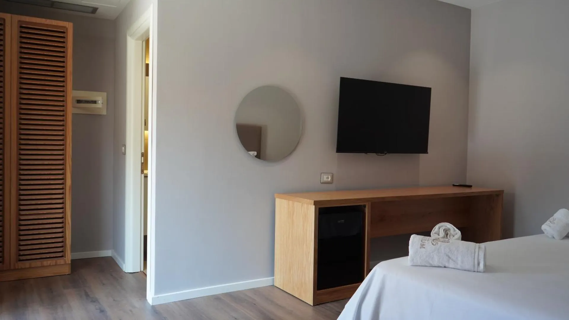 Hotel Platinium Dhërmi