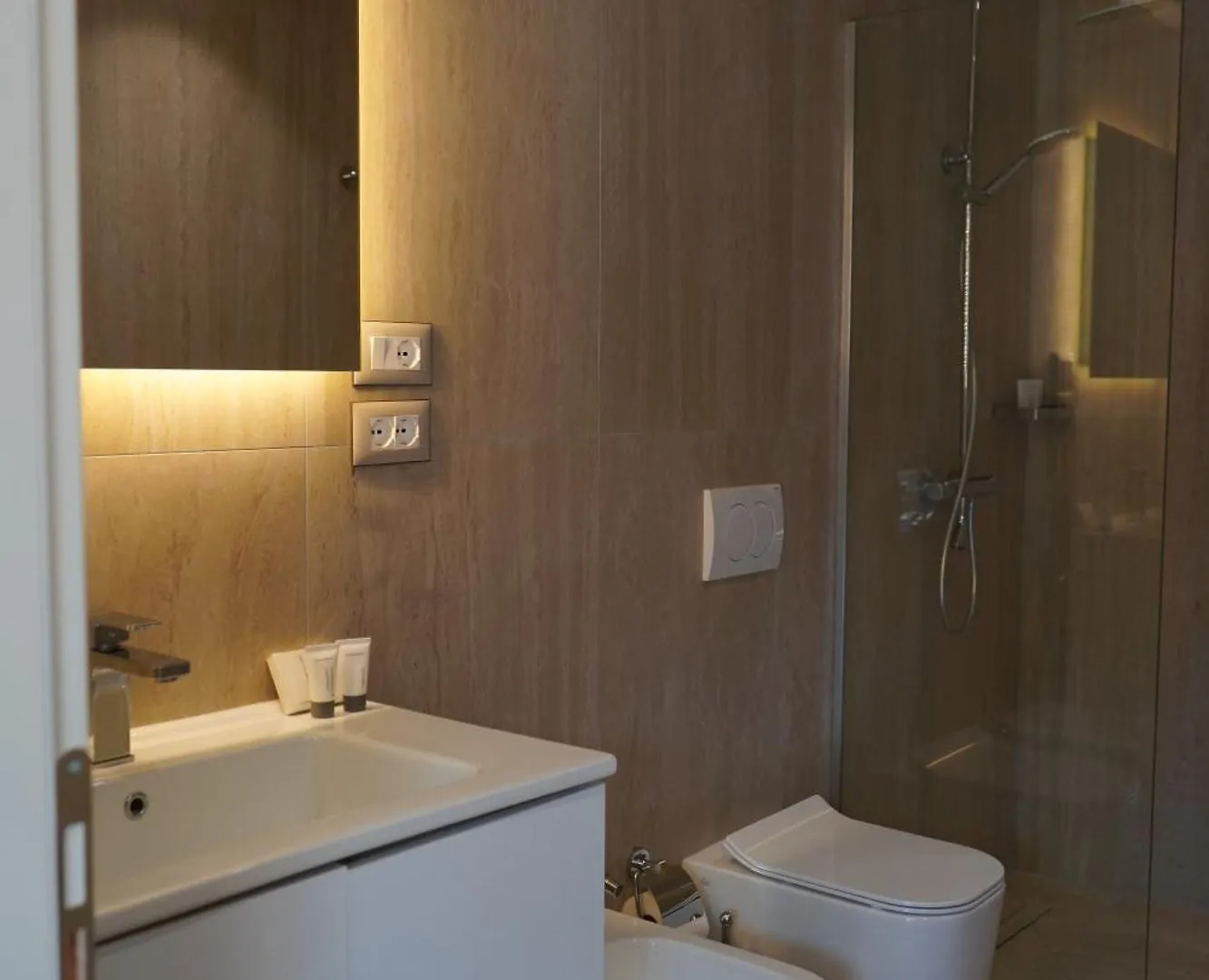 Hotel Platinium Dhërmi